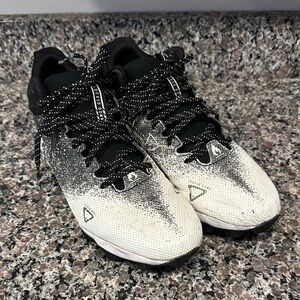 Under Armour Mens Lacrosse Cleats